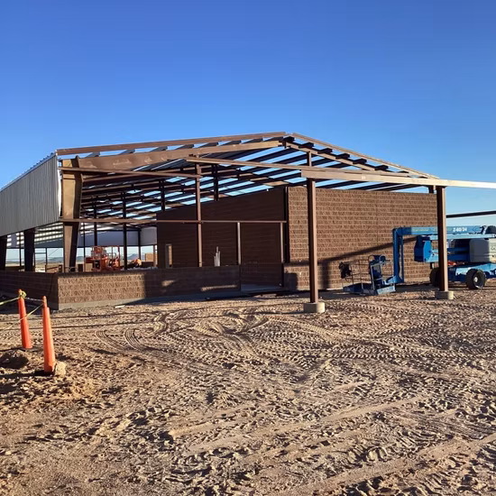 Apartamento e Escritório em Estrutura Metálica